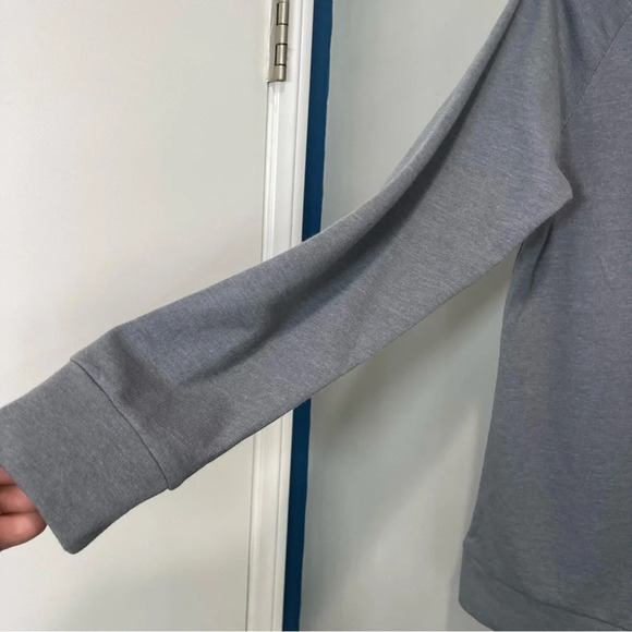 Disney Jack Skellington Gray Flip Sequin Shirt Small Nightmare Before Xmas - Picture 2 of 7